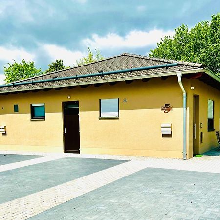 Haus Maensel Lägenhet Kelberg Exteriör bild